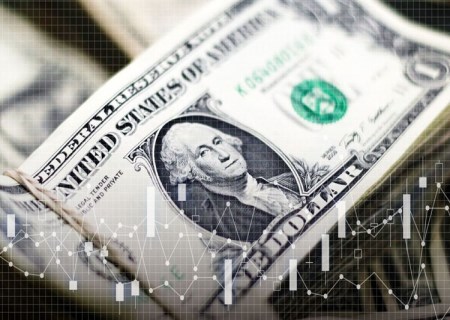 ریزش قیمت‌ها در بازار ارز تجاری؛ دلار و یورو چقدر ارزان شدند؟