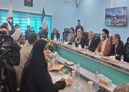 بازدید اعضای کمیسیون صنایع و معادن از شرکت معدنی و صنعتی گل‌گهر