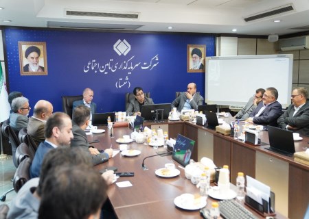 نشست مدیرعامل شستا با مدیران تاصیکو ؛ چشم انداز روشن 1404 با تمرکز بر سرمایه‌گذاری برای تولید